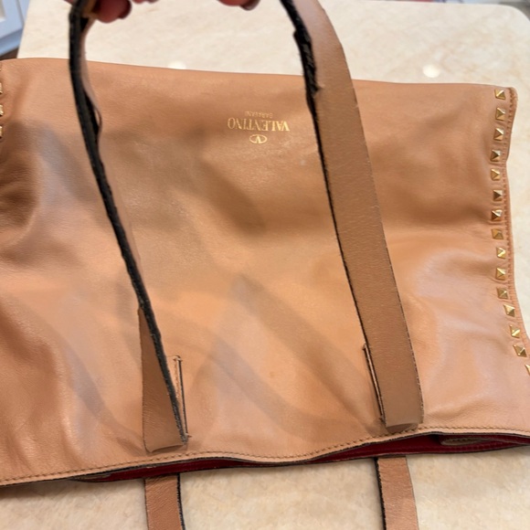 Authentic Valentino Rockstud Tan Leather Tote Bag - Picture 8 of 12
